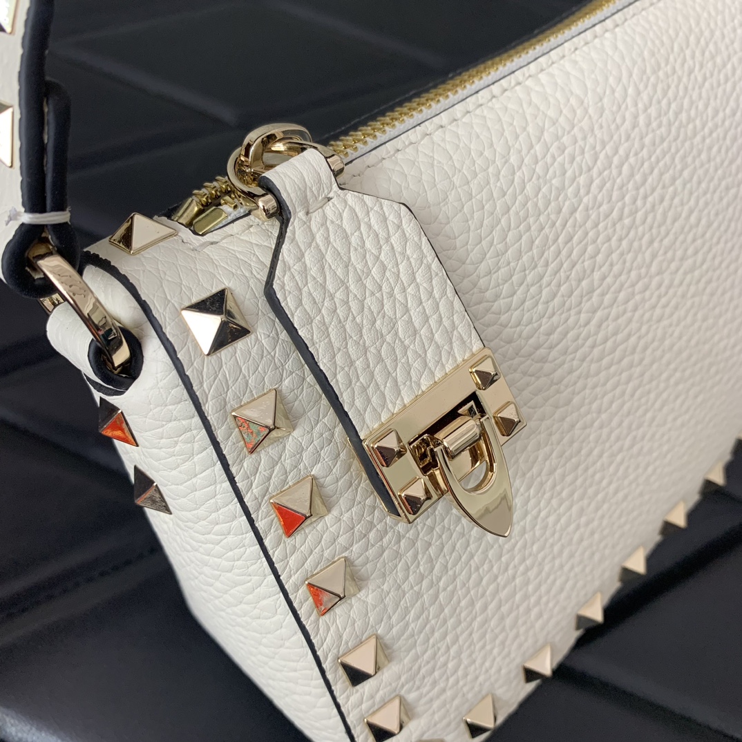 Valentino Garavani Rockstud Small Crossbody Bag in Ivory Grainy Calfskin